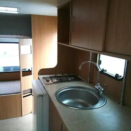 캠프장 Motorhome In Montenegro *