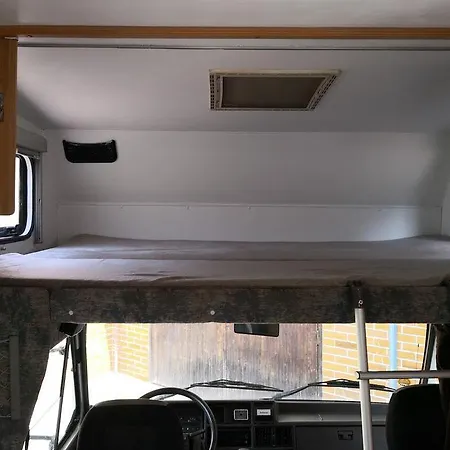 Motorhome In Montenegro 캠프장
