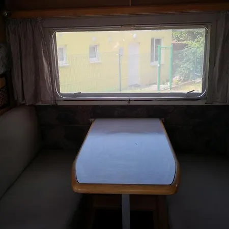 Motorhome In Montenegro * 포드고리차