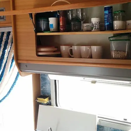 Motorhome In Montenegro 캠프장 *