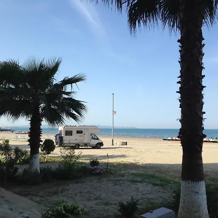 Motorhome In Montenegro Kamp alanı Podgoriçe