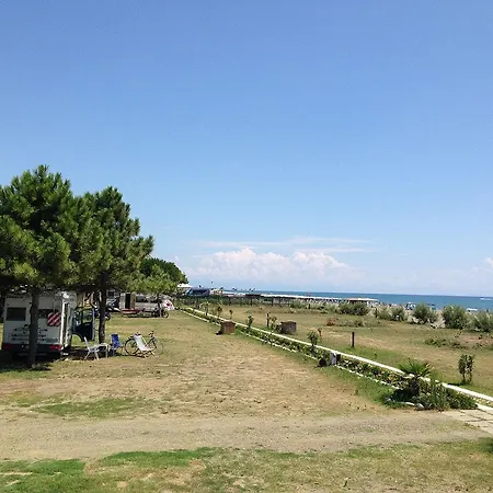 Motorhome In Montenegro Kamp alanı
