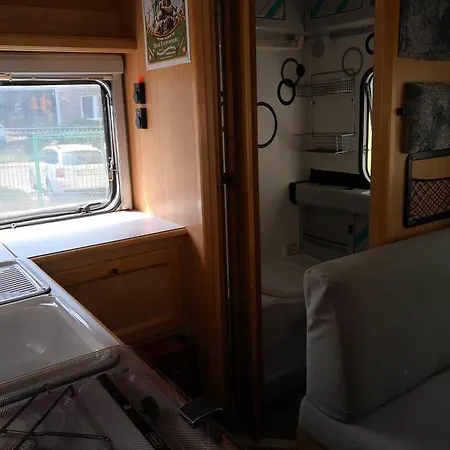 Motorhome In Montenegro Kamp alanı