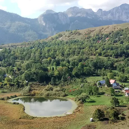 Motorhome In Montenegro Kamp alanı