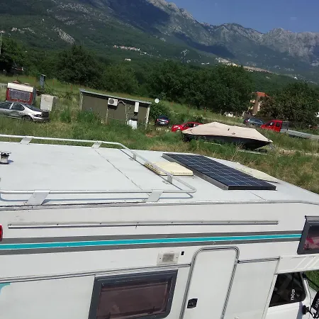 Kamp alanı Motorhome In Montenegro *